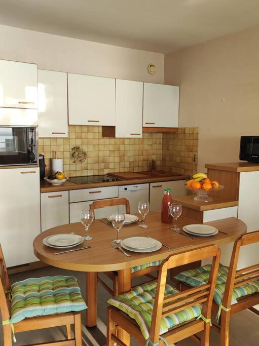 L'Escale - Appartement Vue Mer Конкарно Екстериор снимка